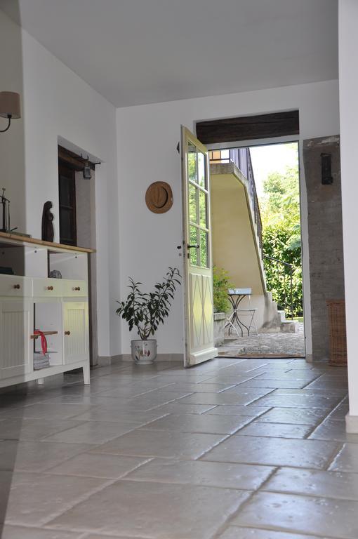 B&B La Cerisaie Francheleins Экстерьер фото